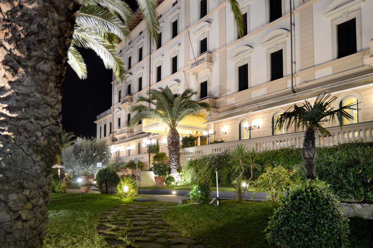 Grand Hotel Vittoria Montecatini Terme Eksteriør bilde